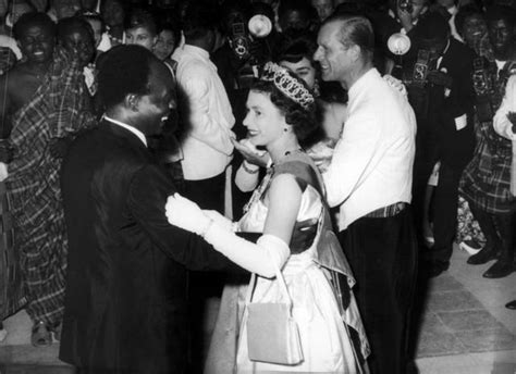 did queen elizabeth dance with an african did she ever have a conversation with a time traveler